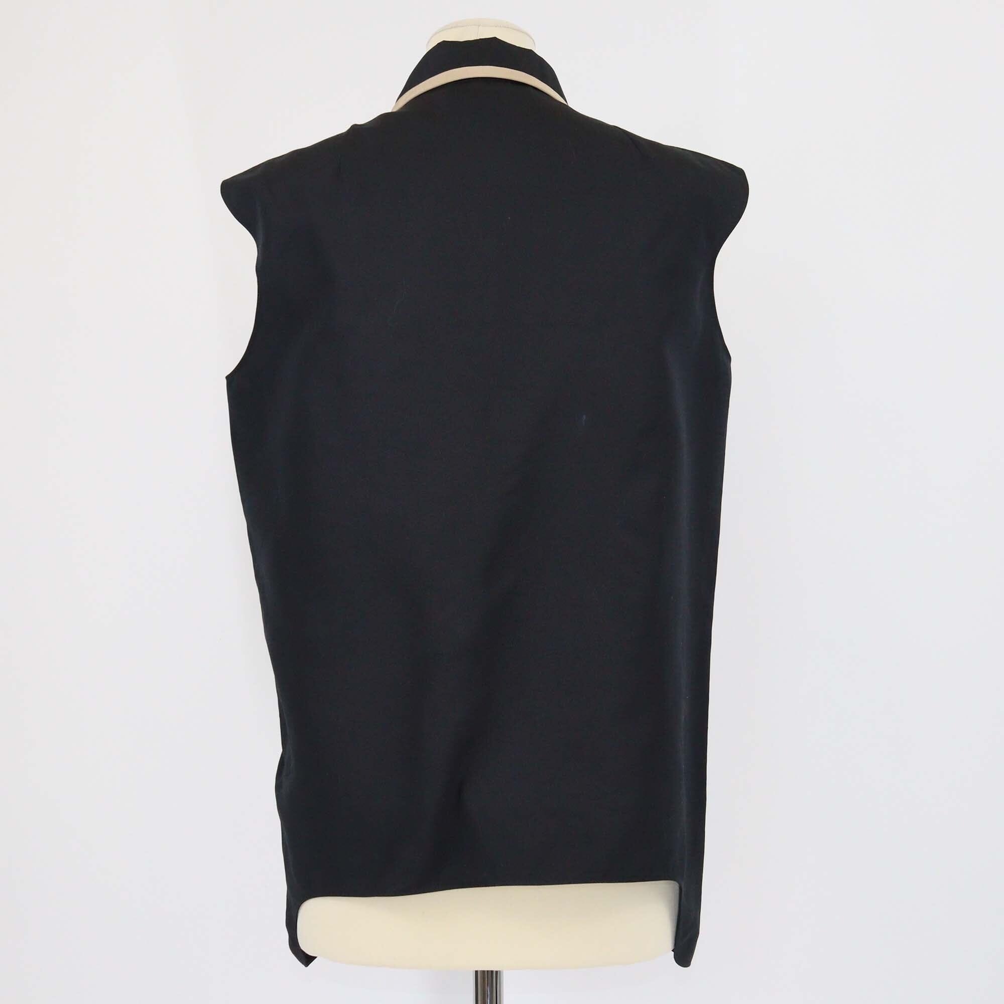 Yves Saint Laurent Black Sleeveless Half Clip Button Top Womens Yves Saint Laurent 