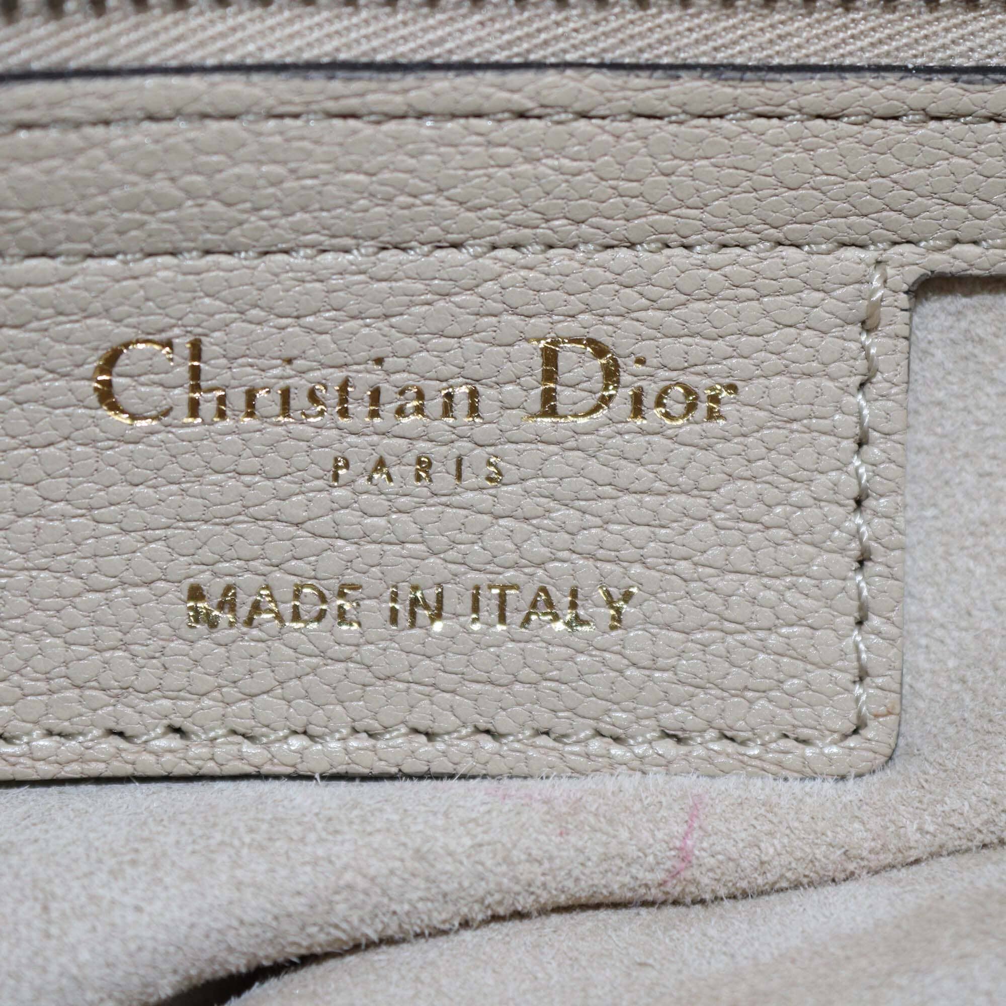 Christian Dior Beige Saddle Bag With Adjustable Shoulder Strap Womens Christian Dior 