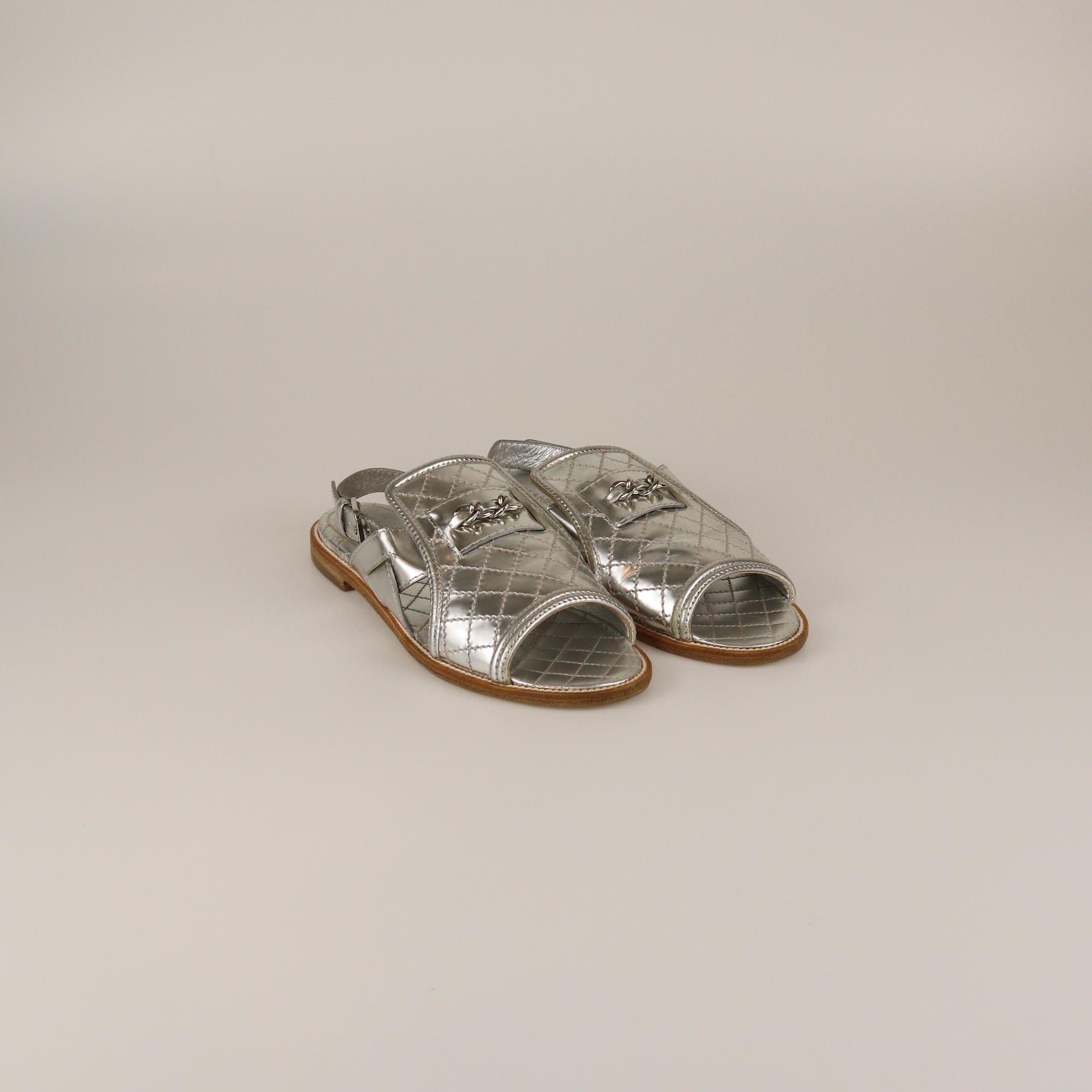 Chanel Silver Quilted Chain Back Strap Flat Sandals Womens Chanel 