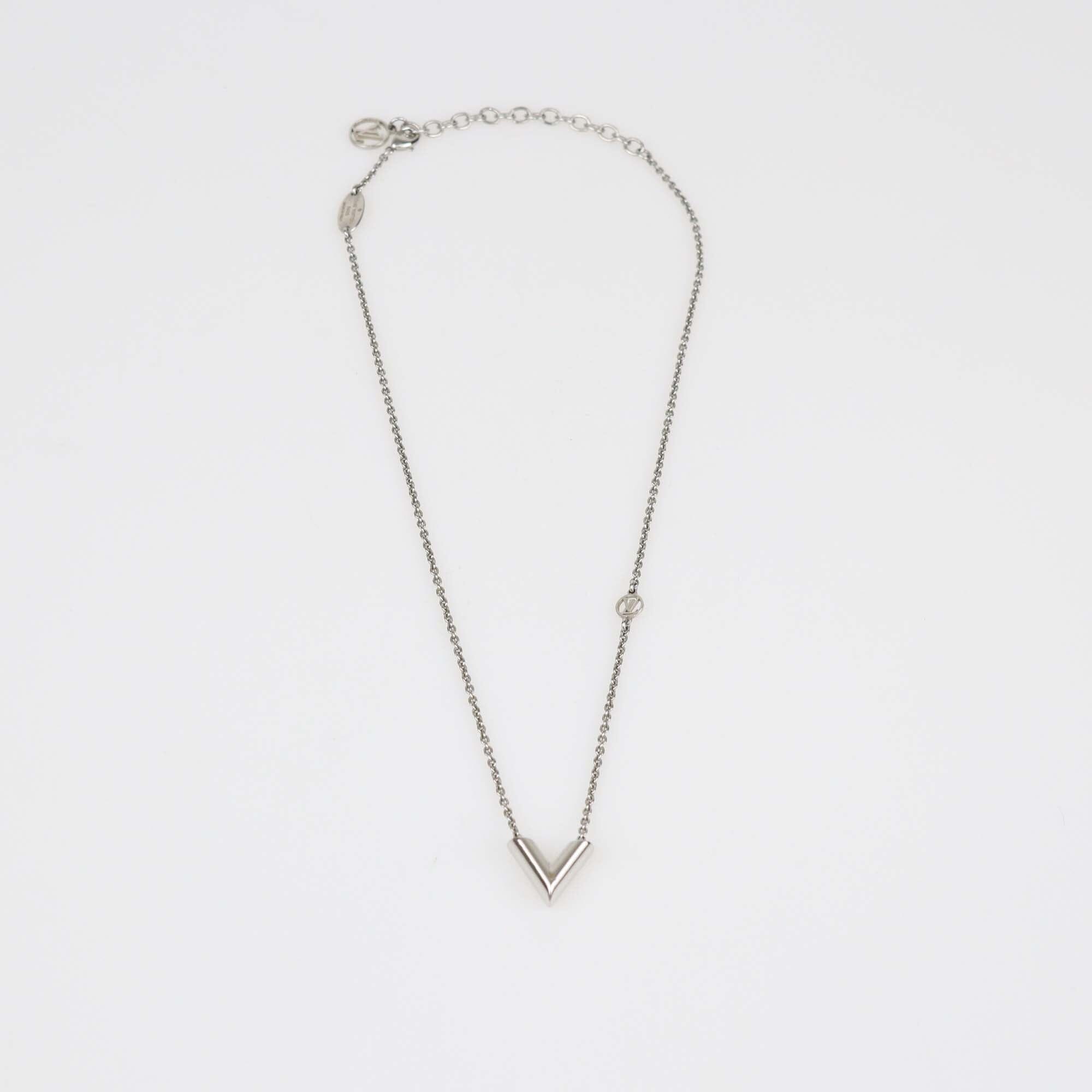 Louis Vuitton Palladium Finish Essential V Supple Necklace Womens Louis Vuitton 