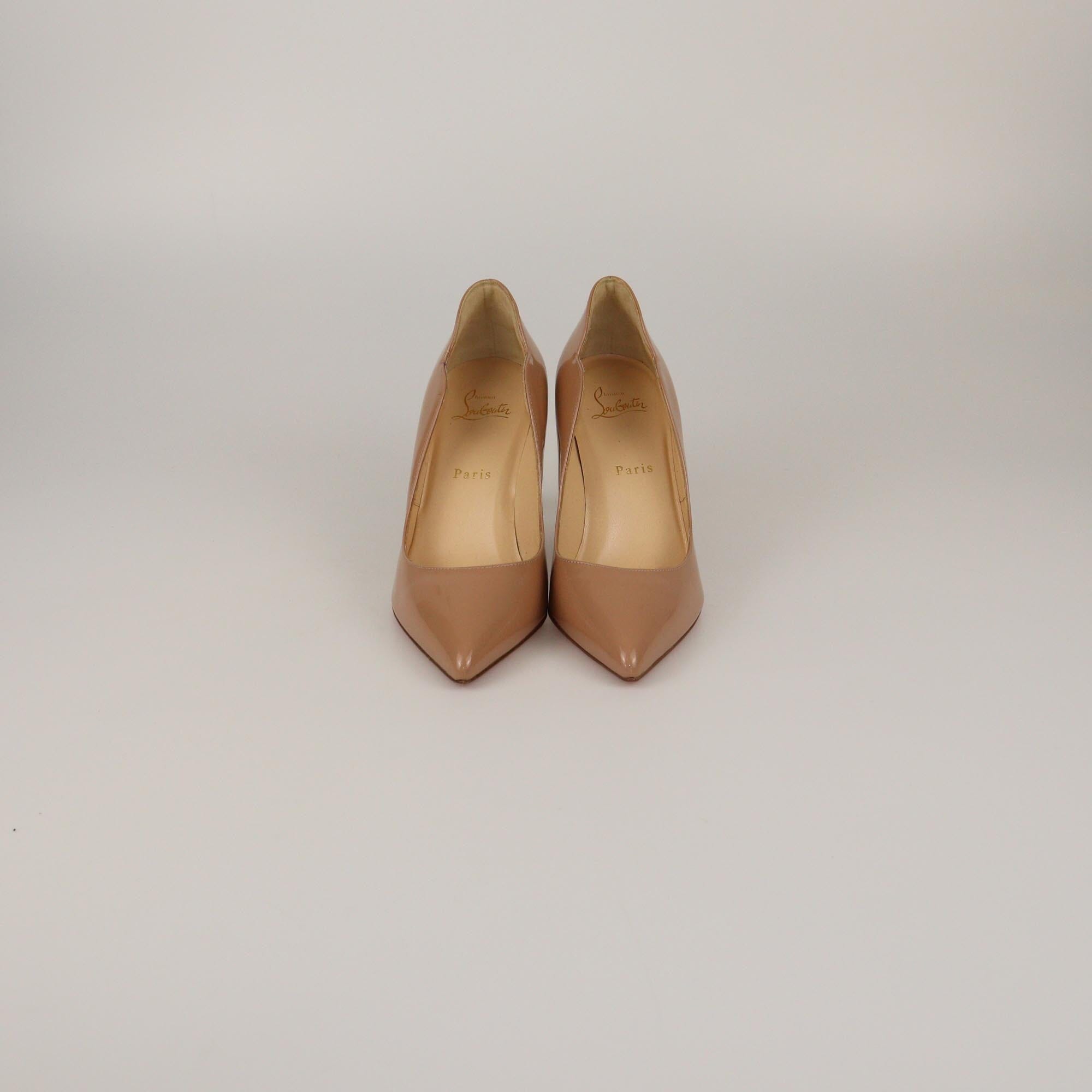 Christian Louboutin Beige Patent Hot Chick Pumps Womens Christian Louboutin 