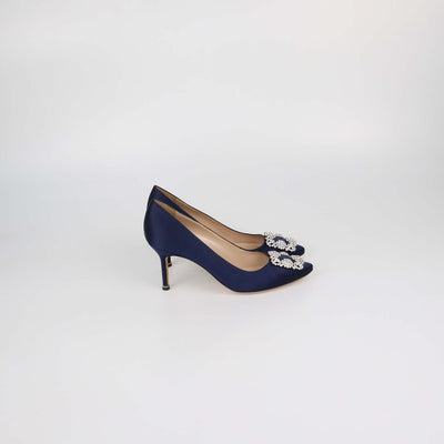 Manolo Blahnik Navy Blue Satin Hangisi Pumps