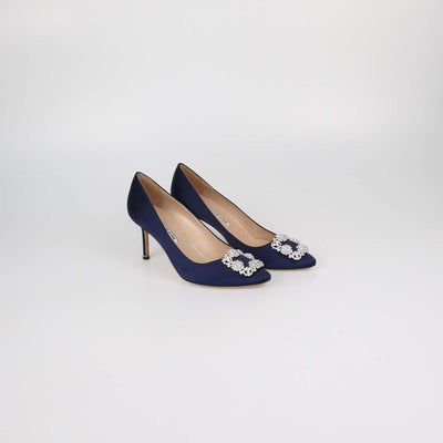 Manolo Blahnik Navy Blue Satin Hangisi Pumps