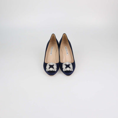 Manolo Blahnik Navy Blue Satin Hangisi Pumps