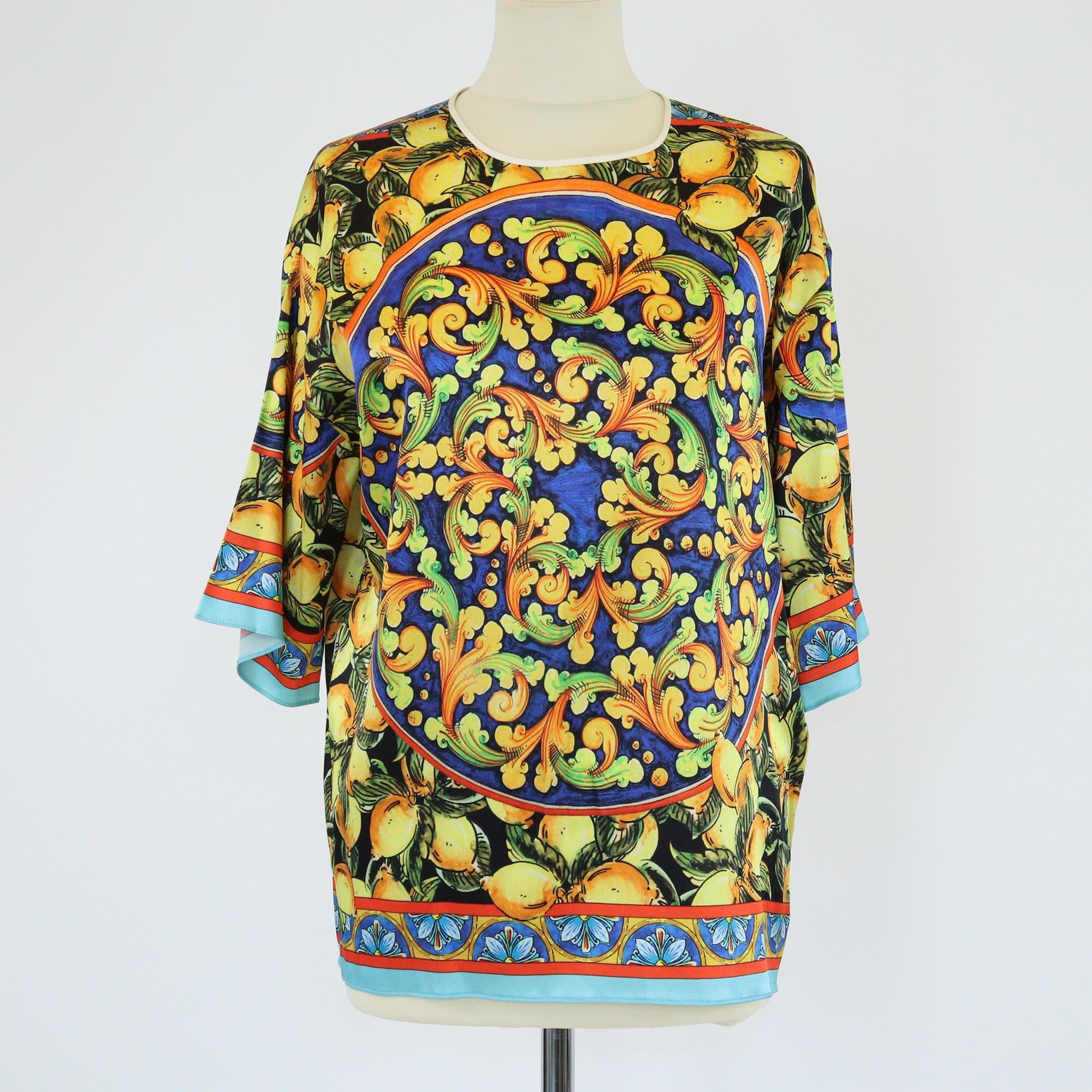 Dolce & Gabbana Multicolor Printed Oversized Top Womens Dolce & Gabbana 