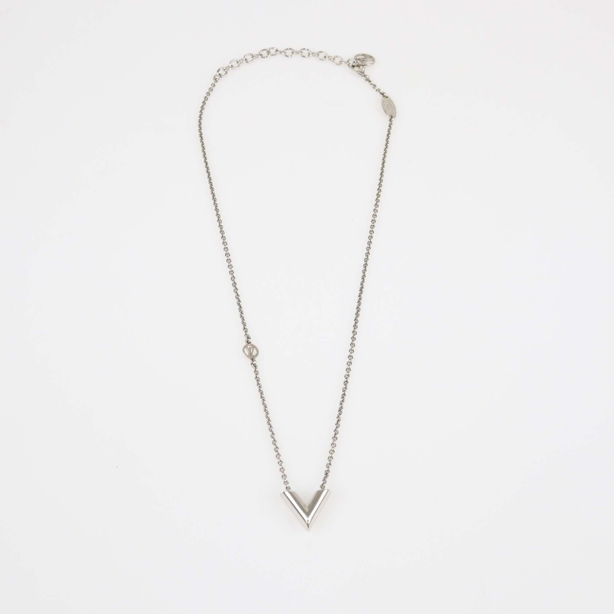 Louis Vuitton Essential V Supple Palladium Plated Brass Necklace Womens Louis Vuitton 