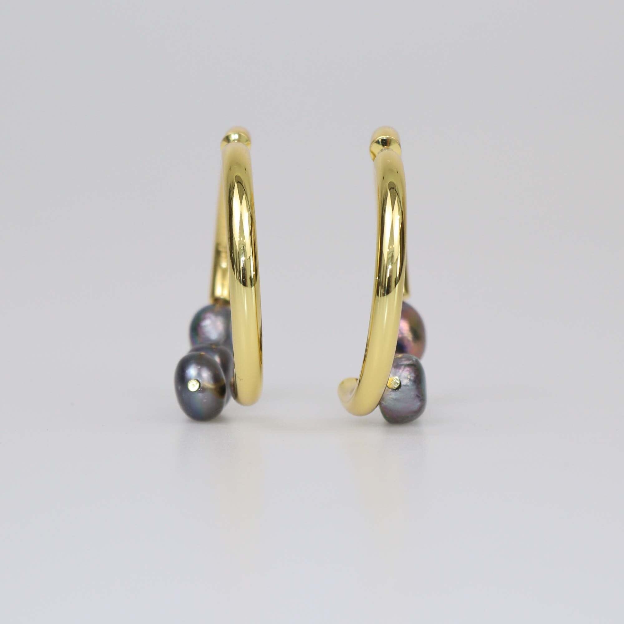 Cult Gaia Black Freshwater Pearls Leonie Earrings Womens Cult Gaia 