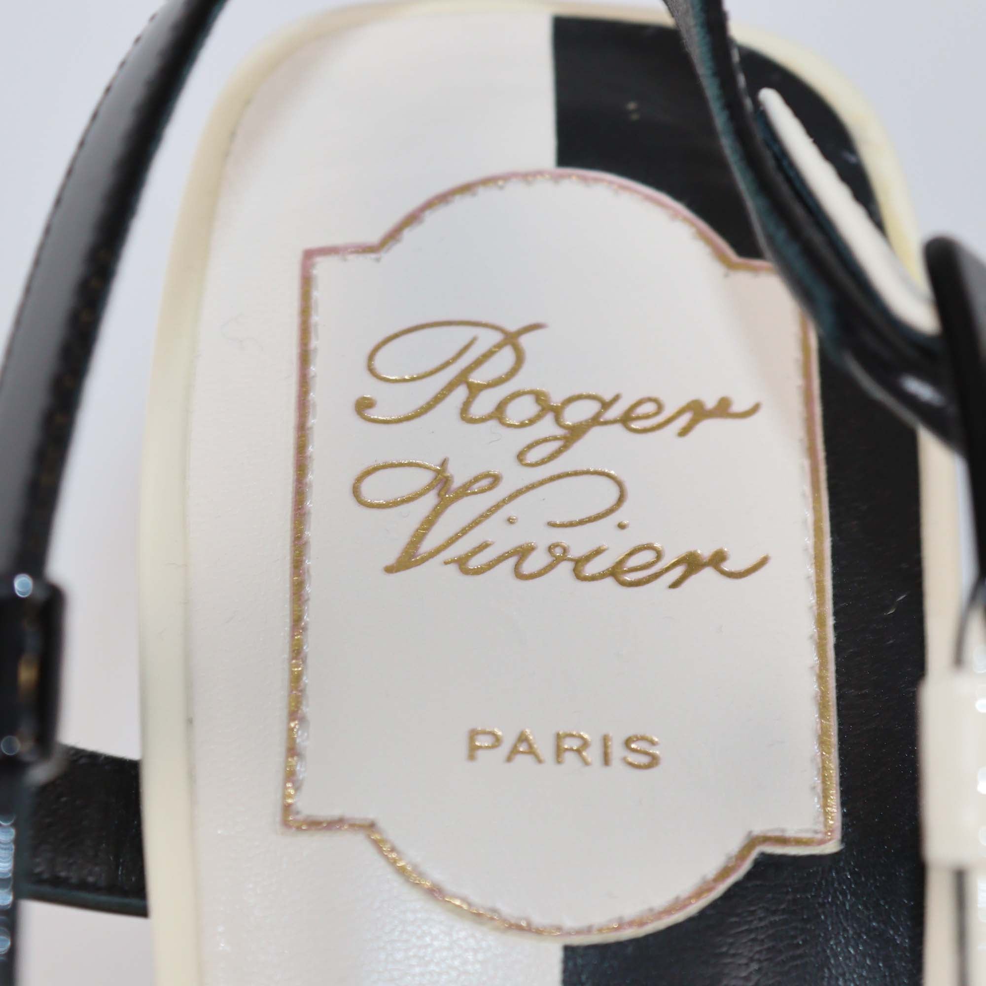 Roger Vivier Black/White Patent Leather Belle Vivier Slingback Pumps