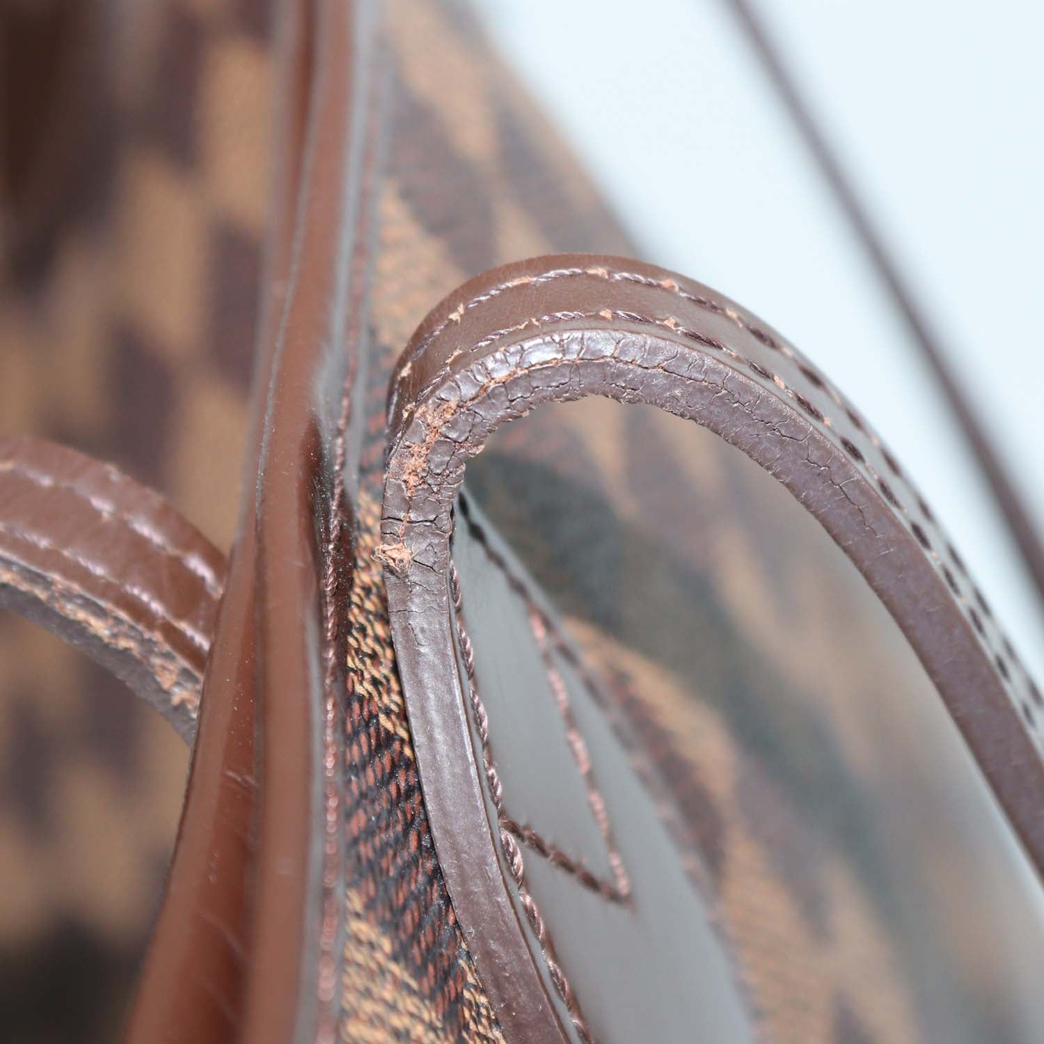 Louis Vuitton Damier Ebene Canvas Neverfull MM Bag