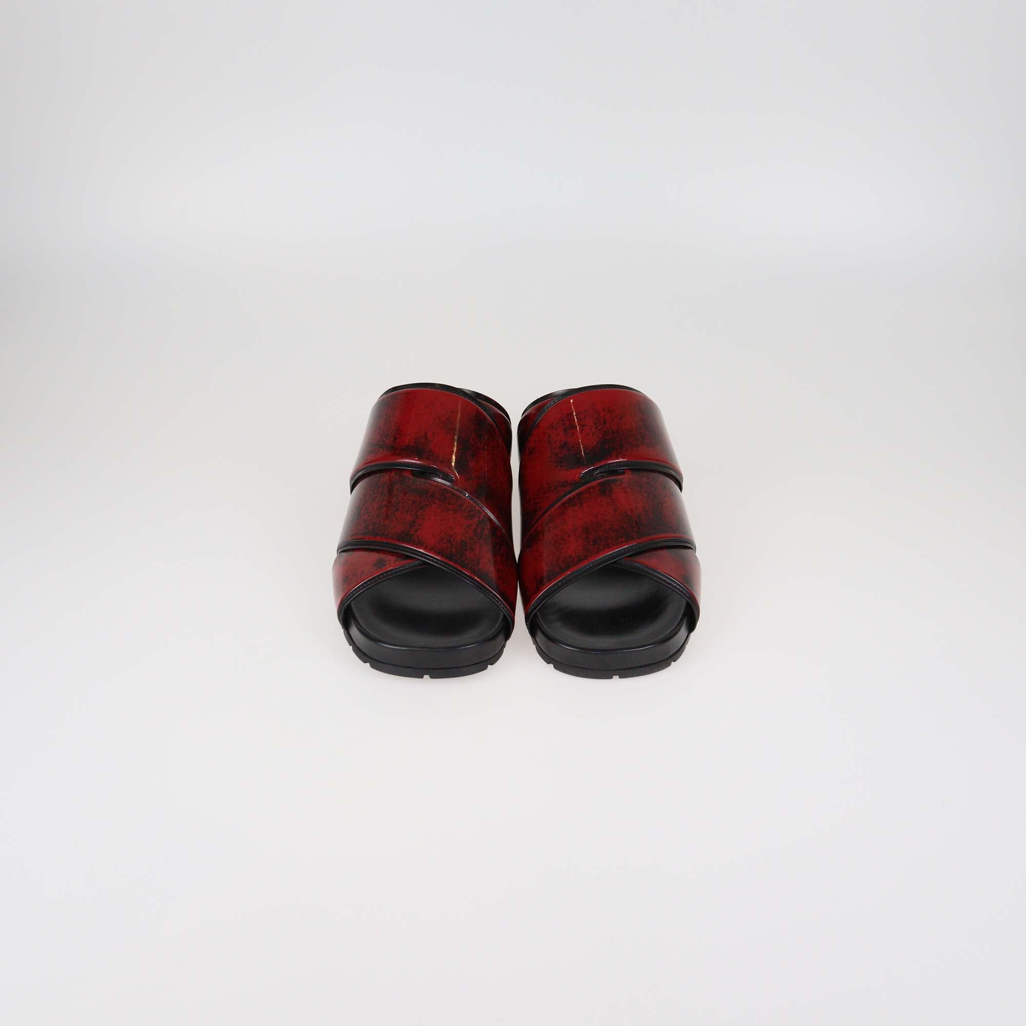 Bottega Veneta Red/Black Patent Leather Bridge Sandals