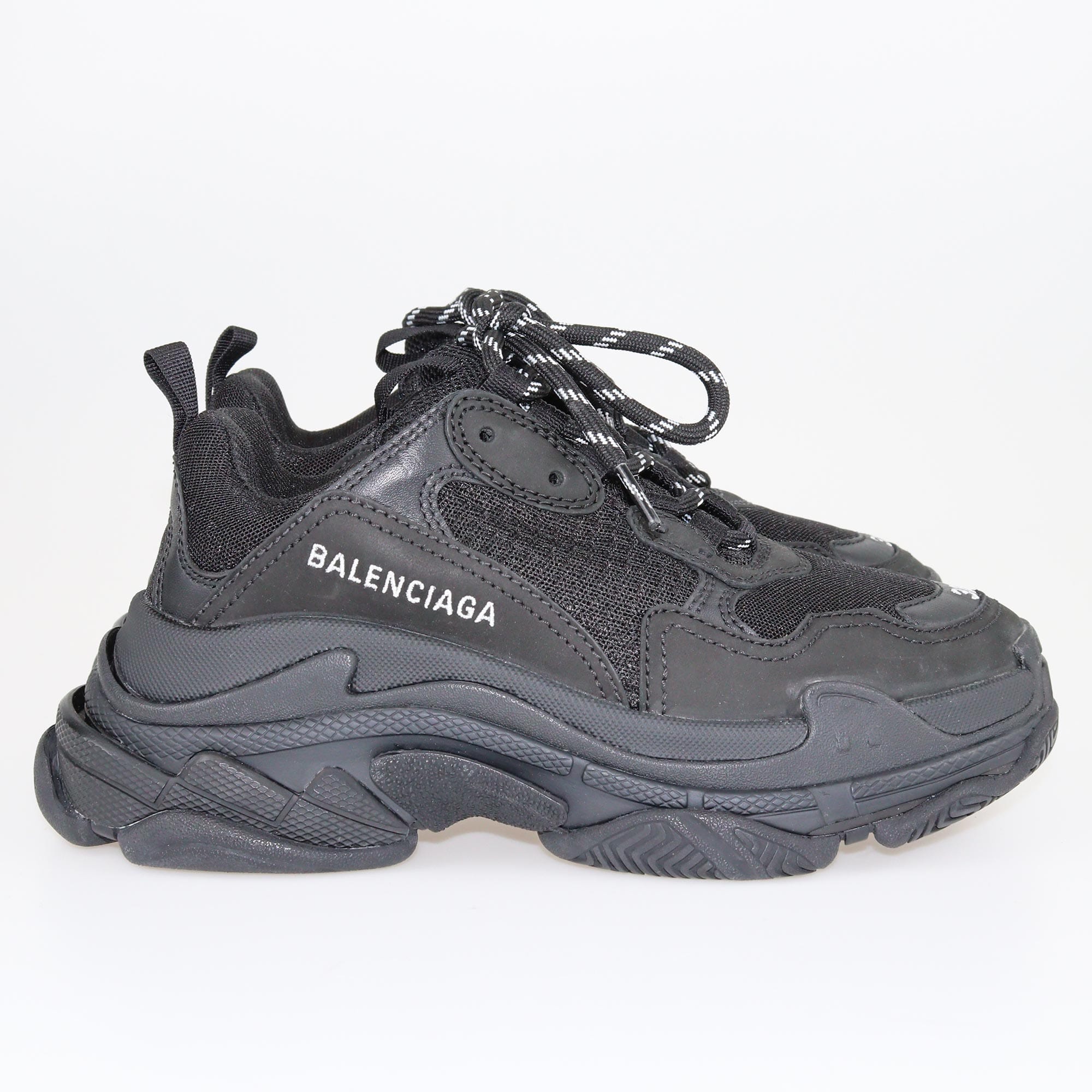 Balenciaga Black Triple S Sneakers Shoes Balenciaga 