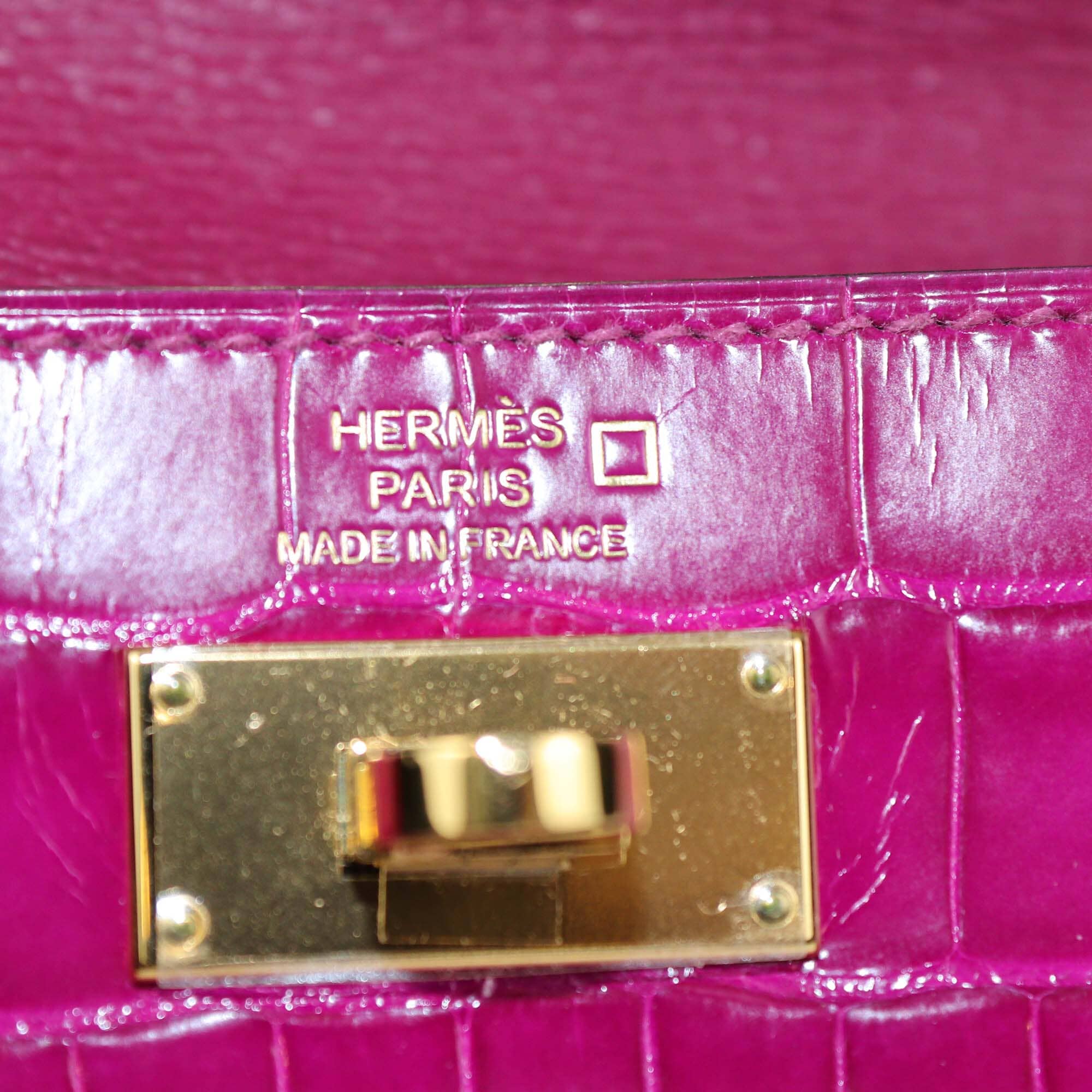 Hermes Rose Scheherazade Alligator Kelly Pocket Compact Wallet Womens Hermes 
