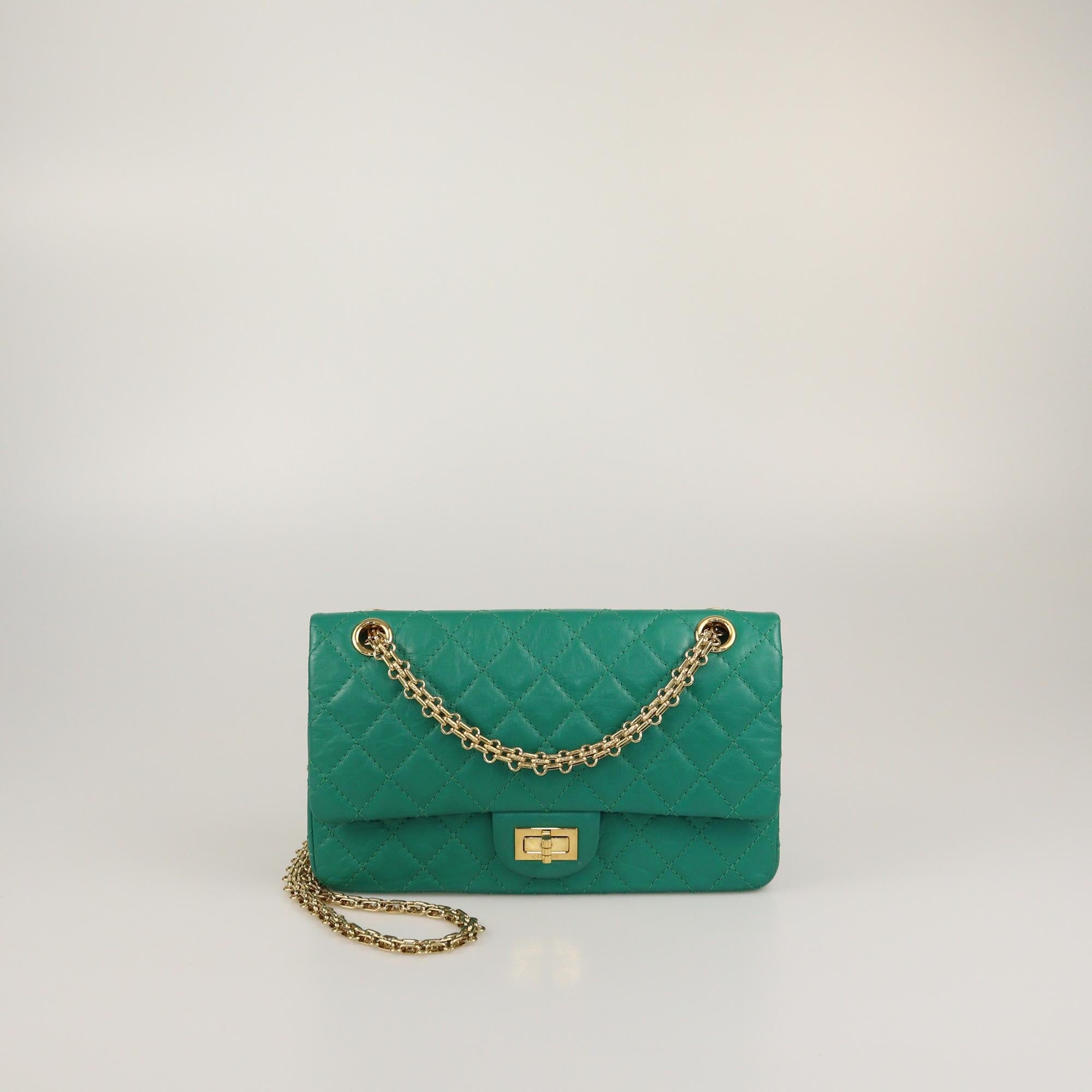 Chanel Green Quilted Aged 225 Reissue 2.55 Flap Bag Womens Chanel 