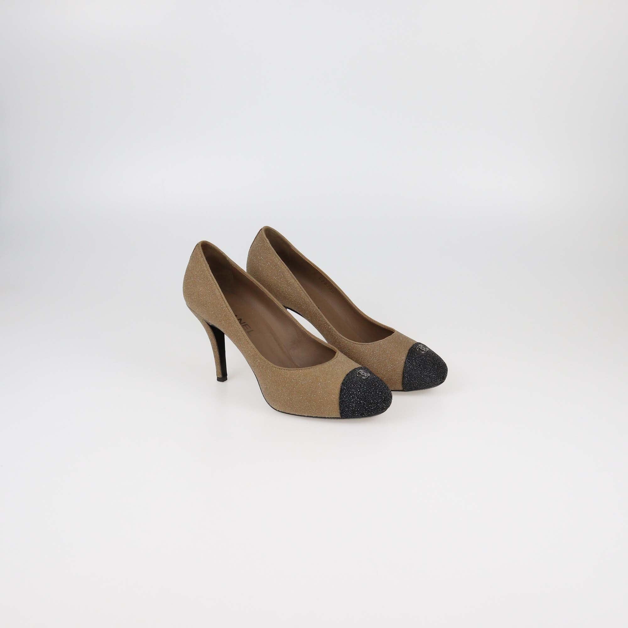 Chanel Beige/Black Textured Glitter Effect CC Cap Toe Pumps Womens Chanel 