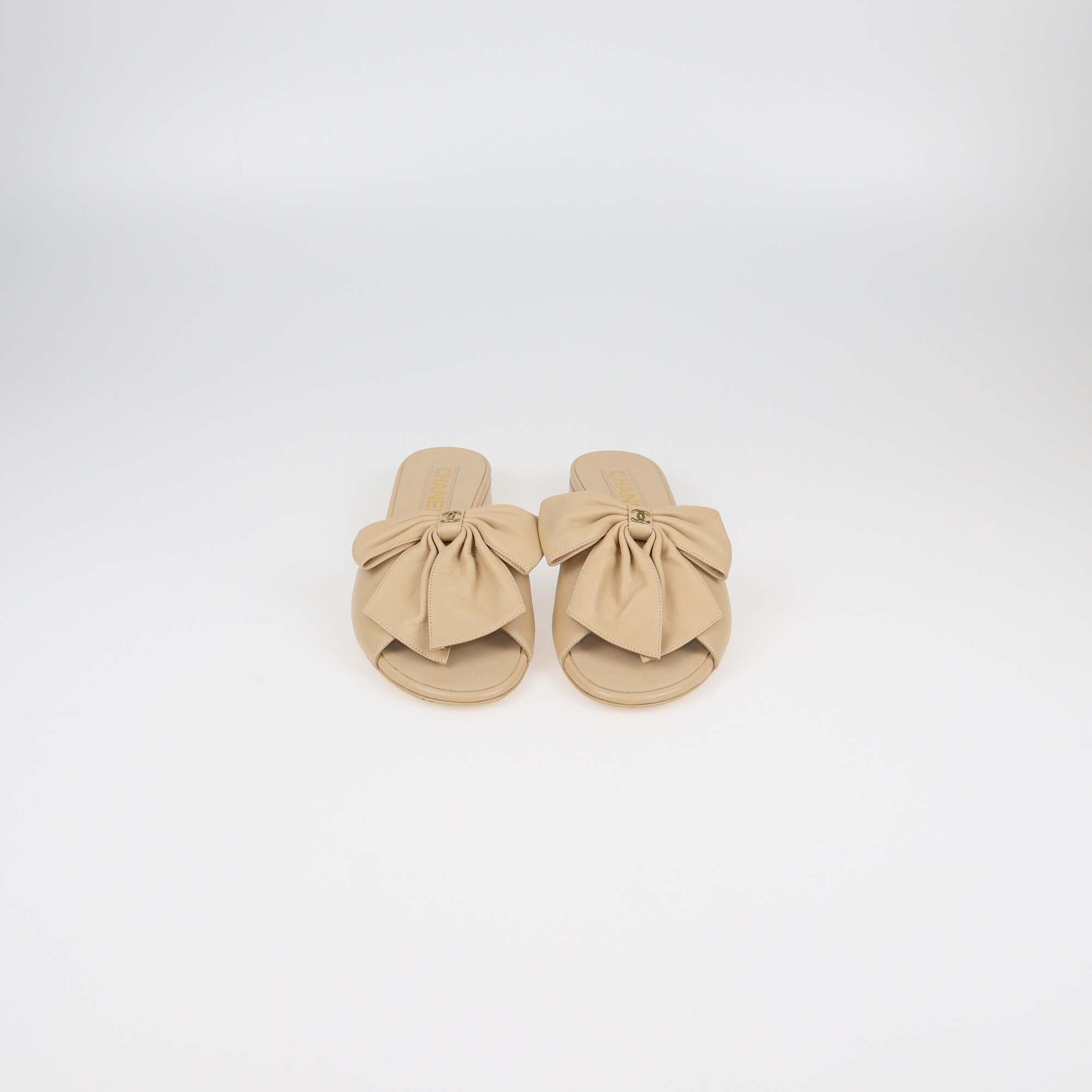 Chanel Beige Bow CC Slide Sandals Womens Chanel 