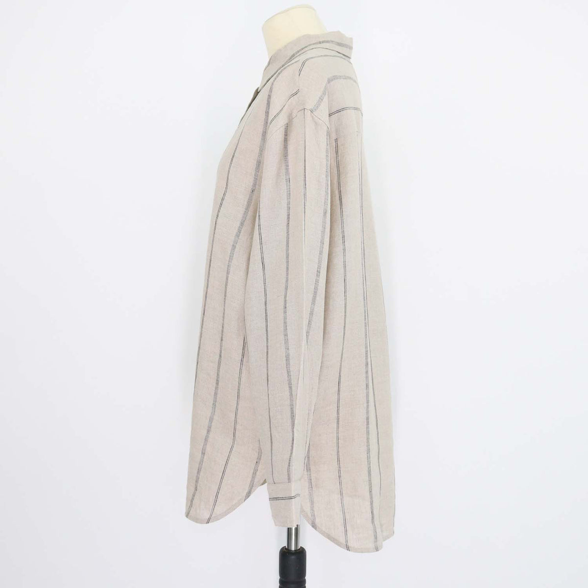 12 Storeez Grey, Beige Striped Linen Shirt