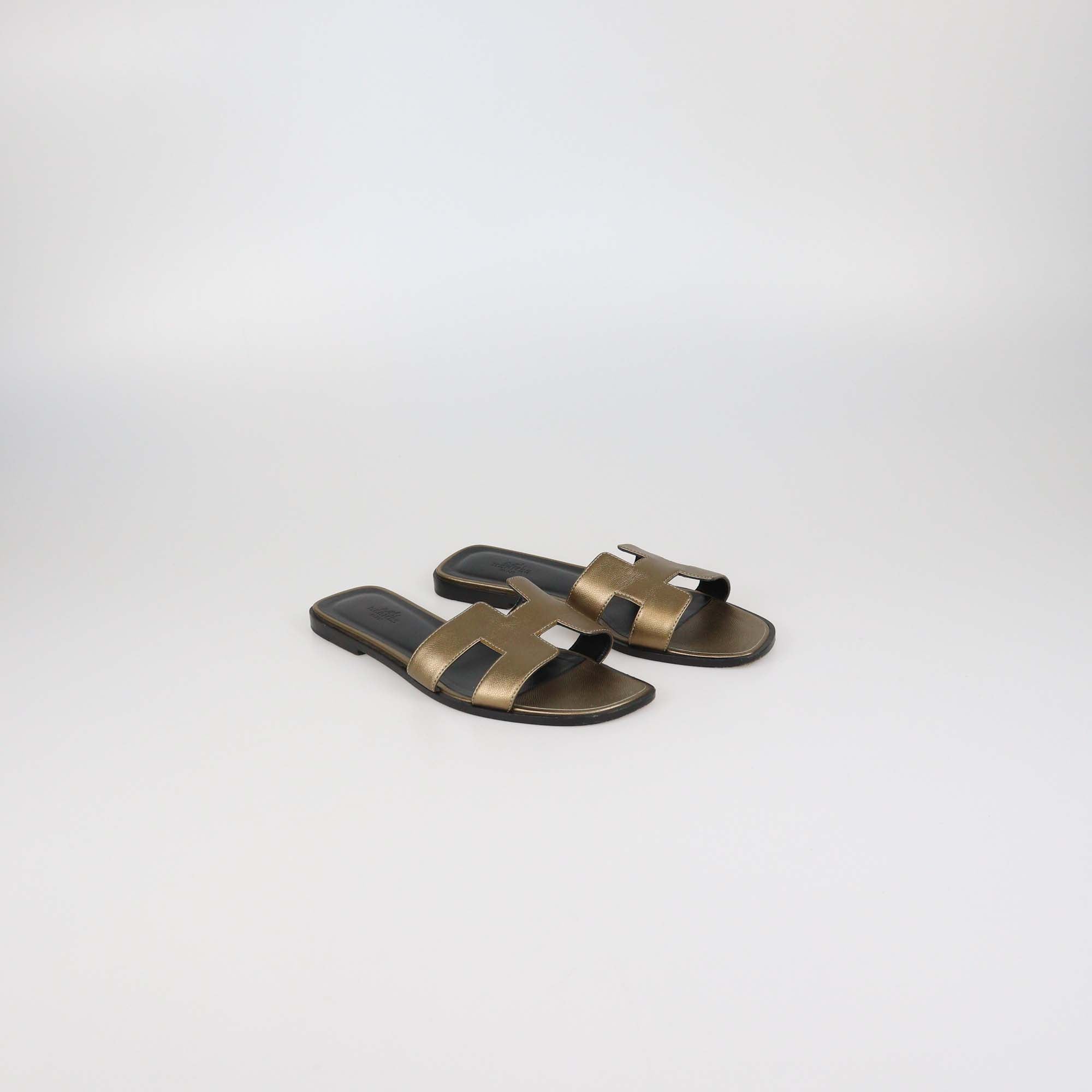 Hermes Dore Epsom Leather Oran Sandals