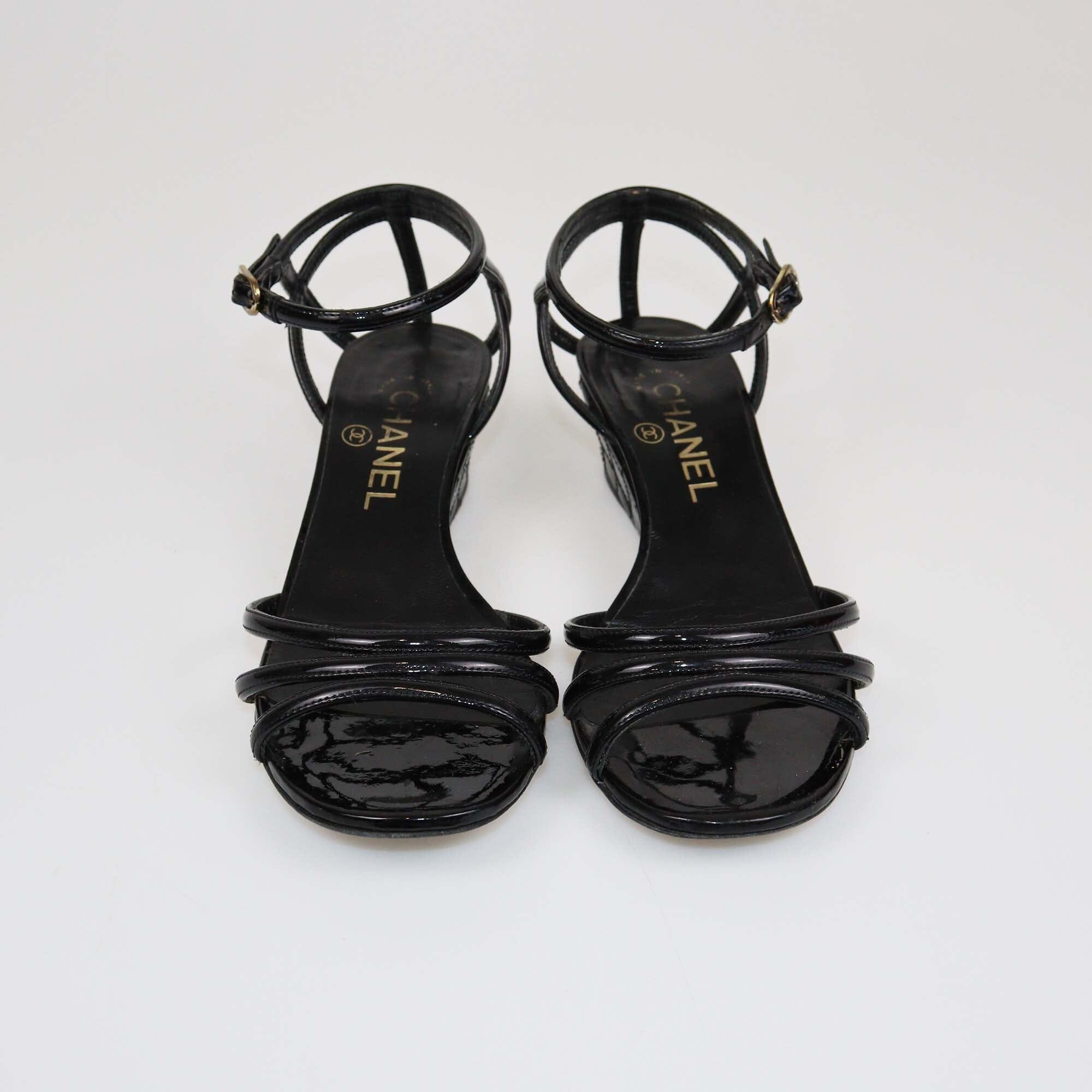 Chanel Black Quilted Wedge CC Strappy Peep Toe Sandals Womens Chanel 