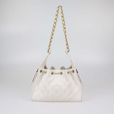 Chanel White Quilted Caviar Leather Small 25 Drawstring Hobo Bag