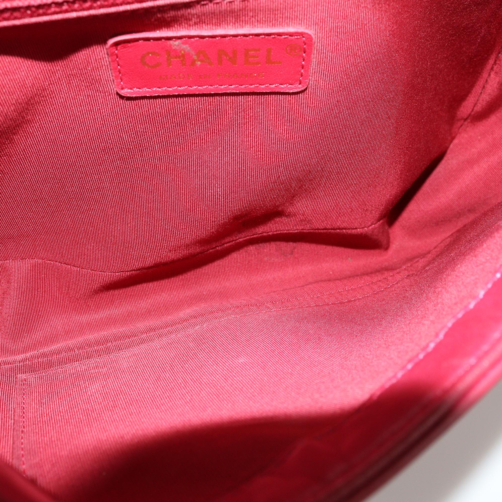 Chane Red Quilted New Medium Boy Flap Bag Womens Chanel 