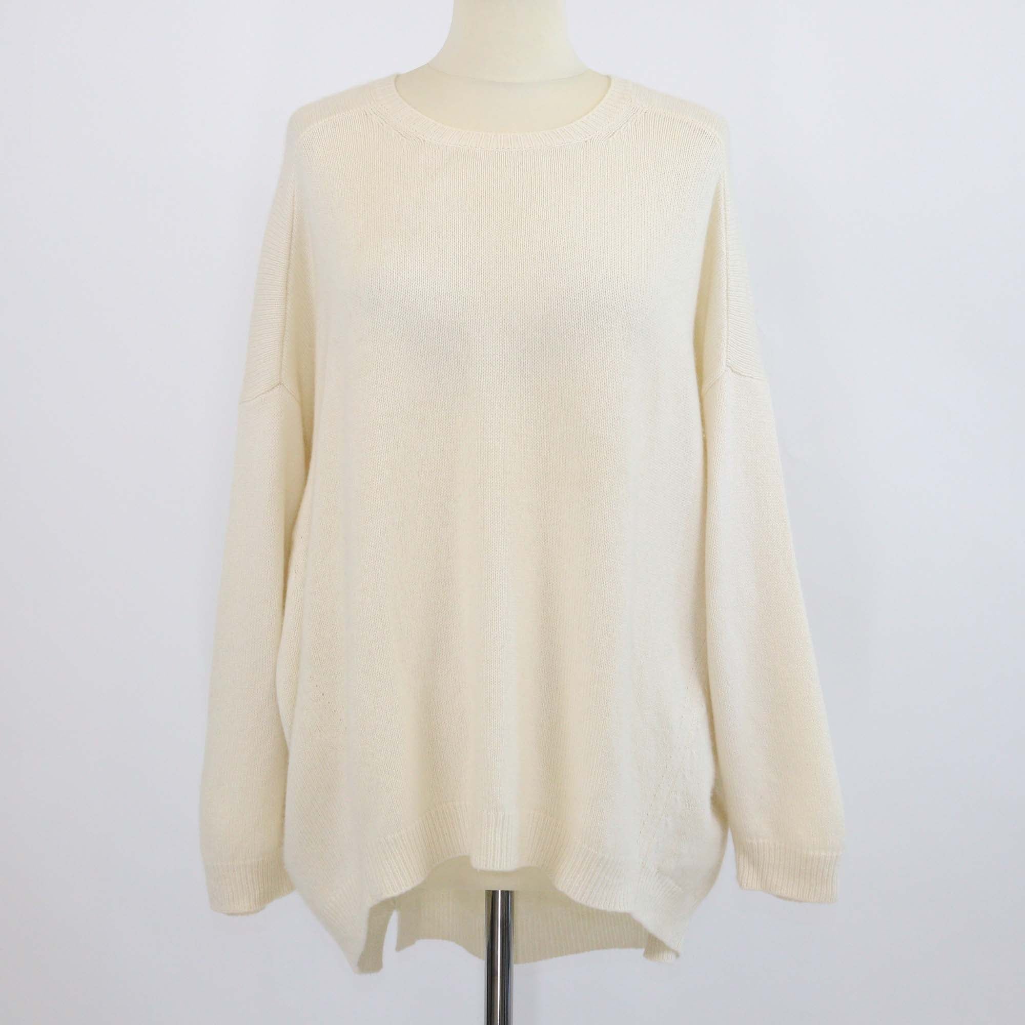 Valentino Cream Cashmere One Studded Oversized Sweater