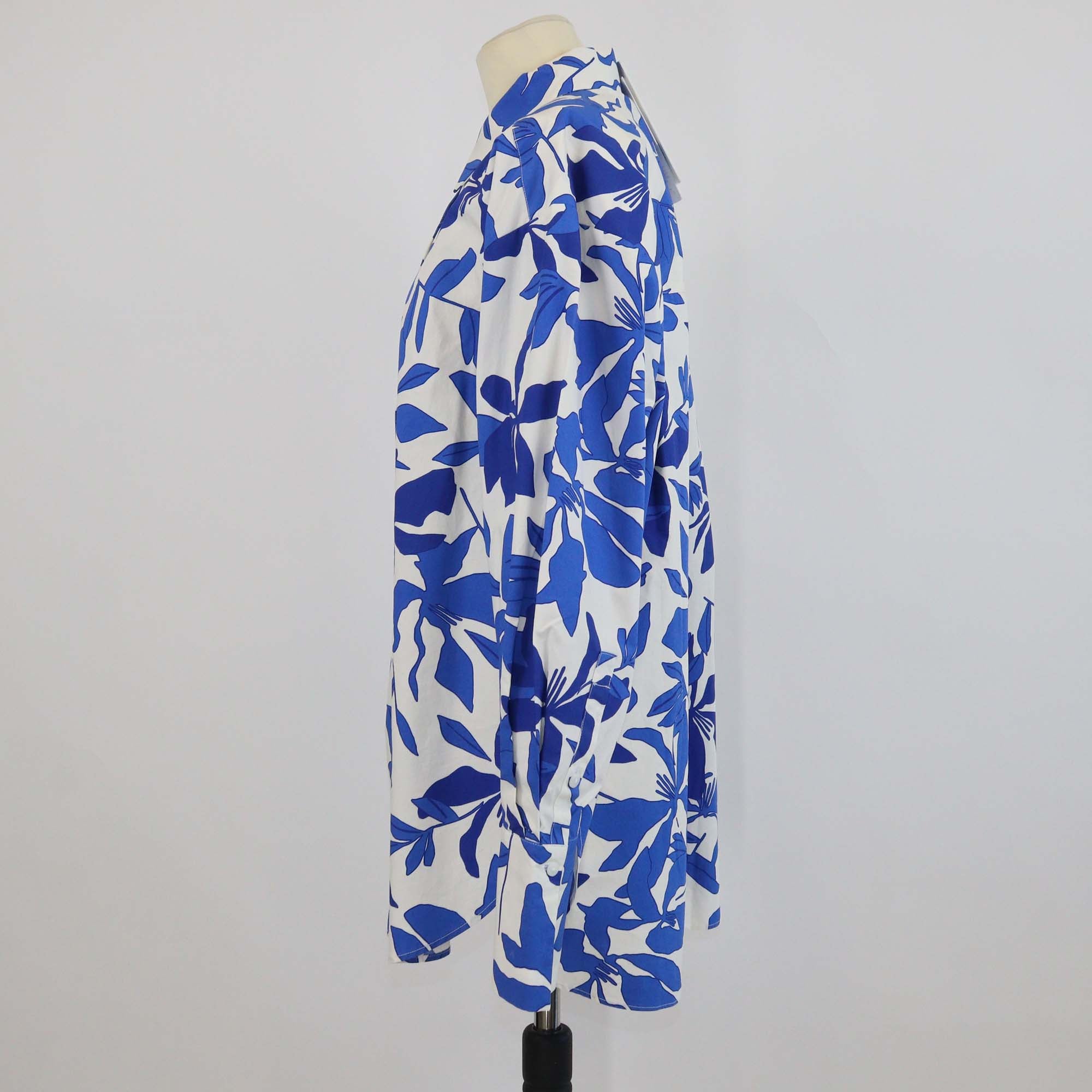 Shona Joy Ivory/Aqua Cotton Scallop Cutout Oversized Shirt