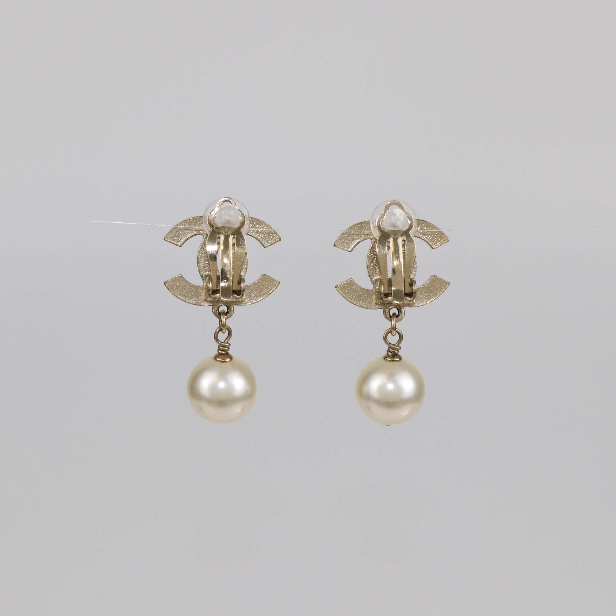 Chanel Gold Tone Faux Pearl CC Drop Clip-On Earrings Womens Chanel 
