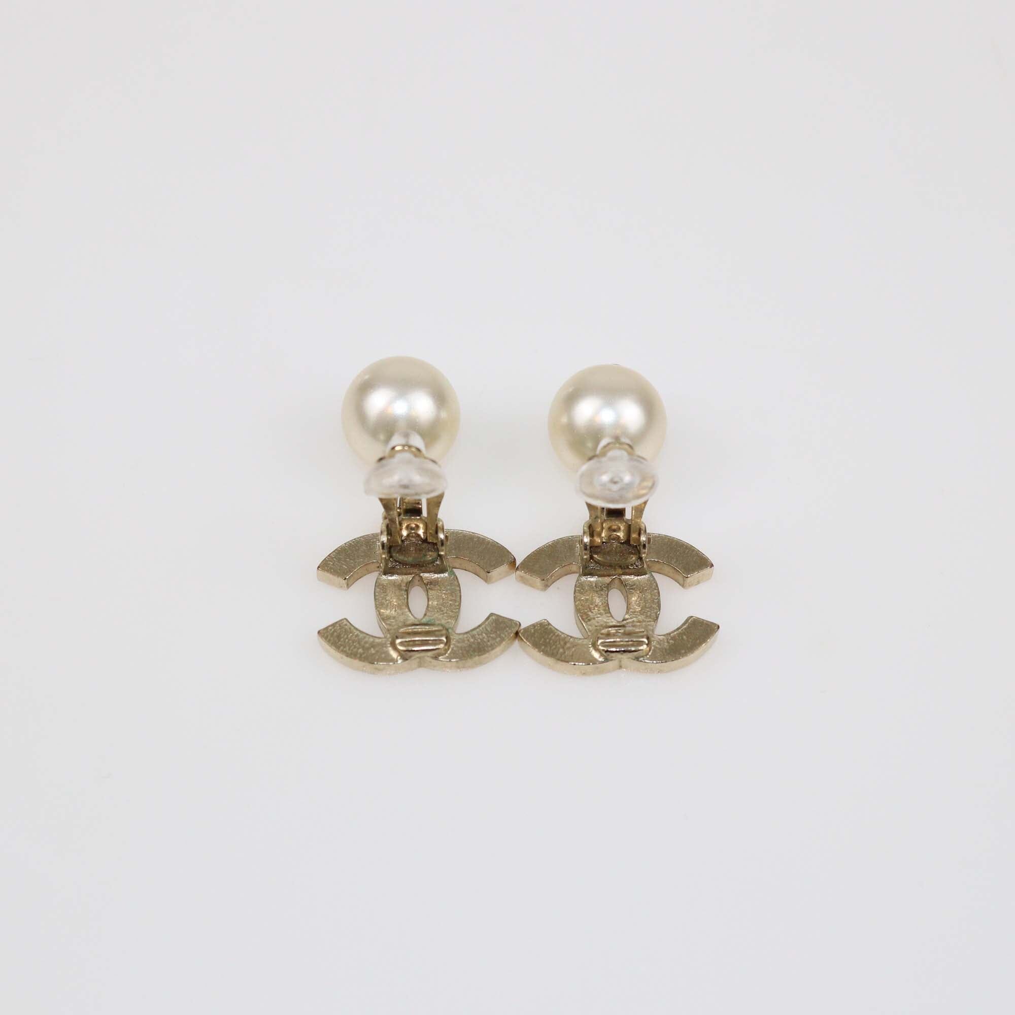 Chanel Gold Tone Faux Pearl CC Drop Clip-On Earrings Womens Chanel 