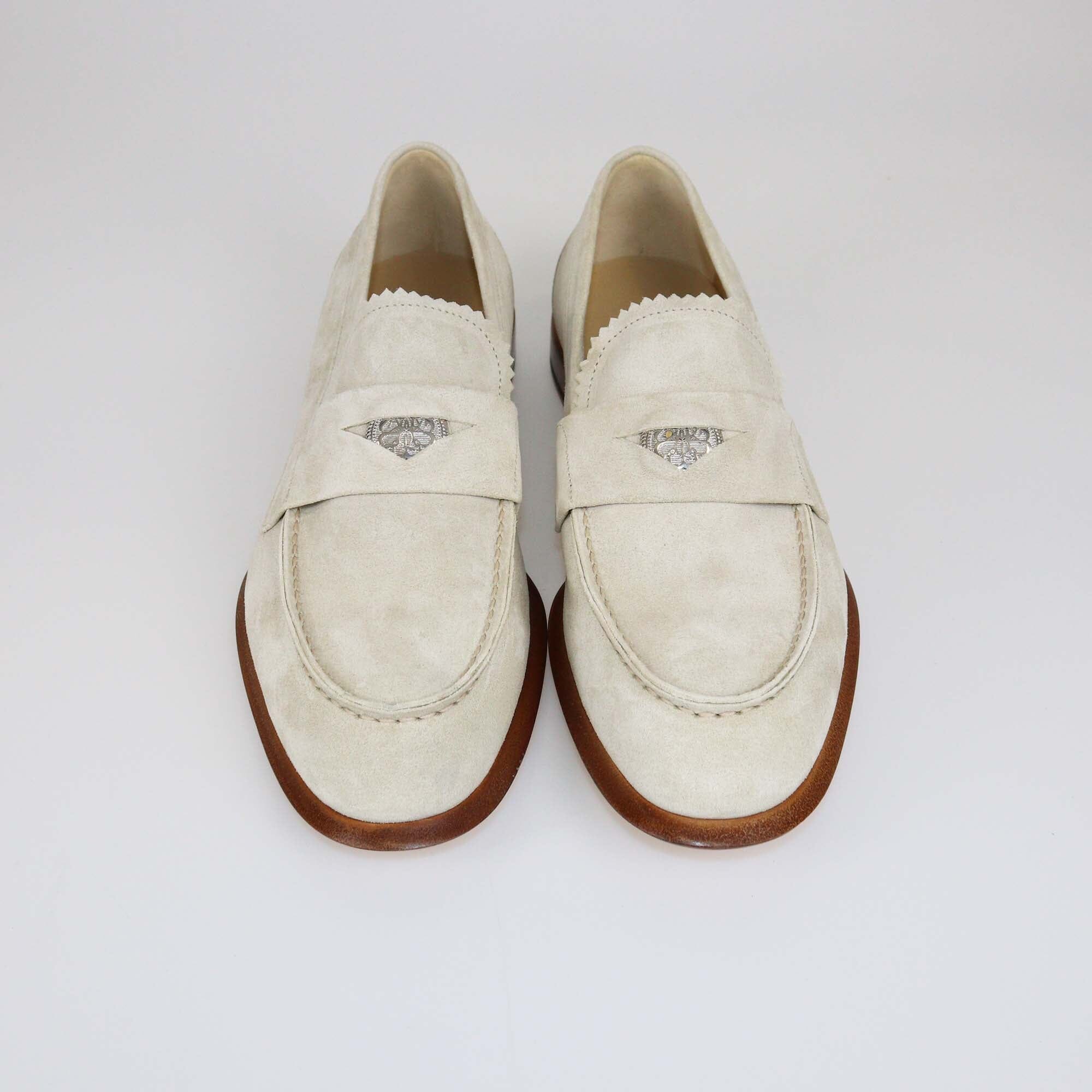 Alexander McQueen Beige Logo Plaque Loafers Mens Alexander McQueen 