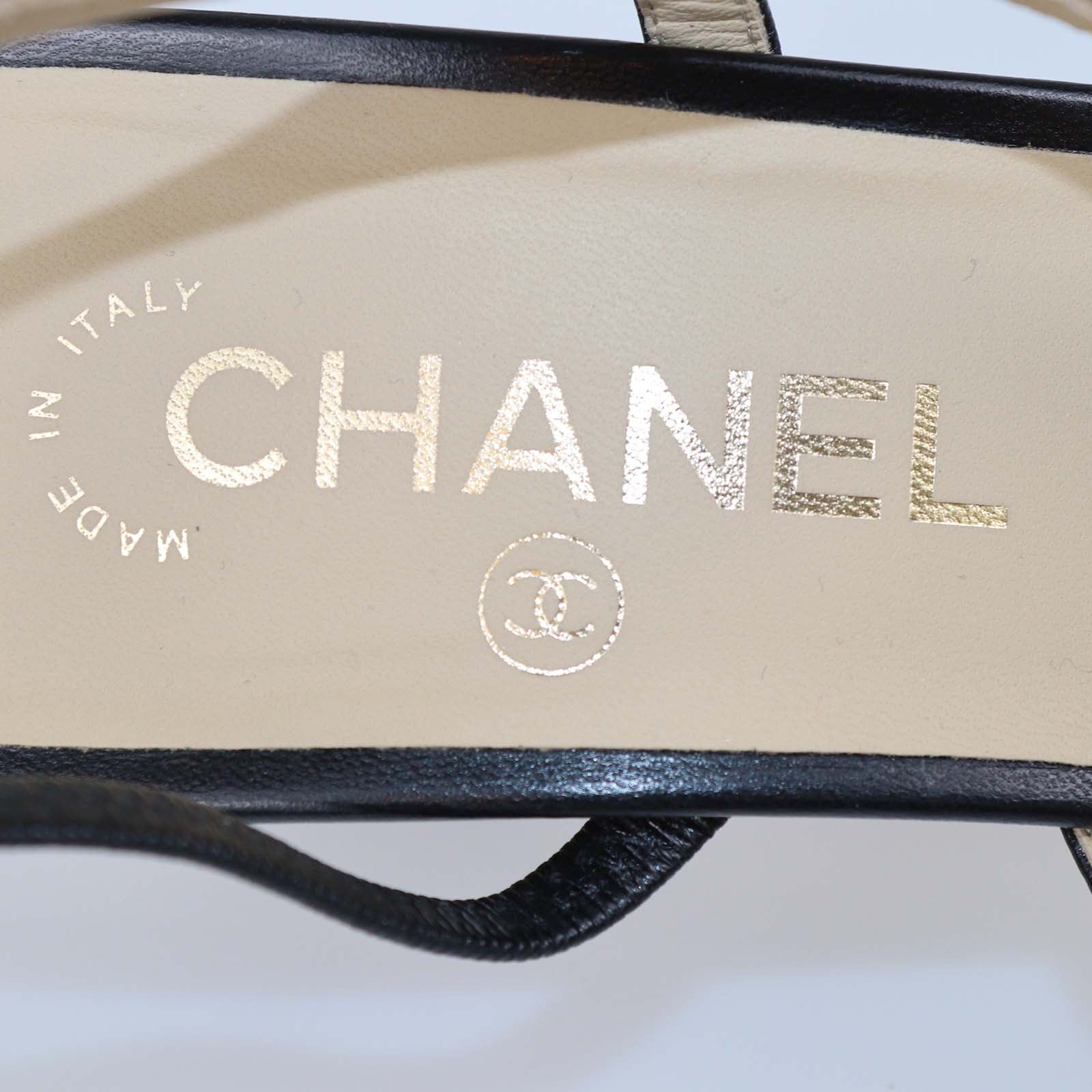 Chanel Black Leather and Fabric Cap Toe Slingback Pumps