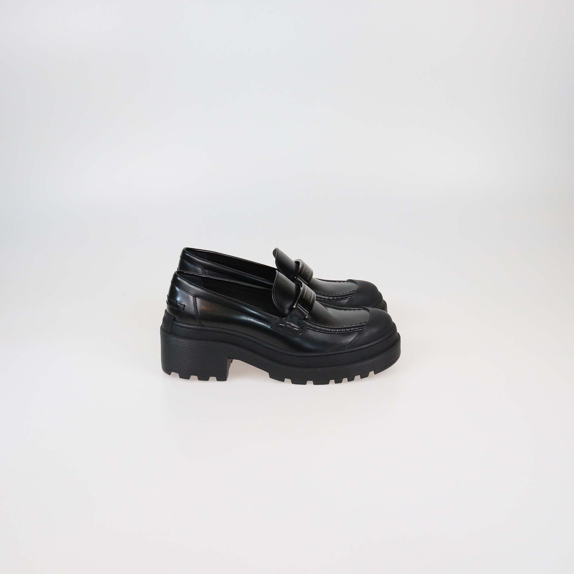 Christian Dior Black Leather Logo Plaque Platform Loafers Womens Christian Dior 