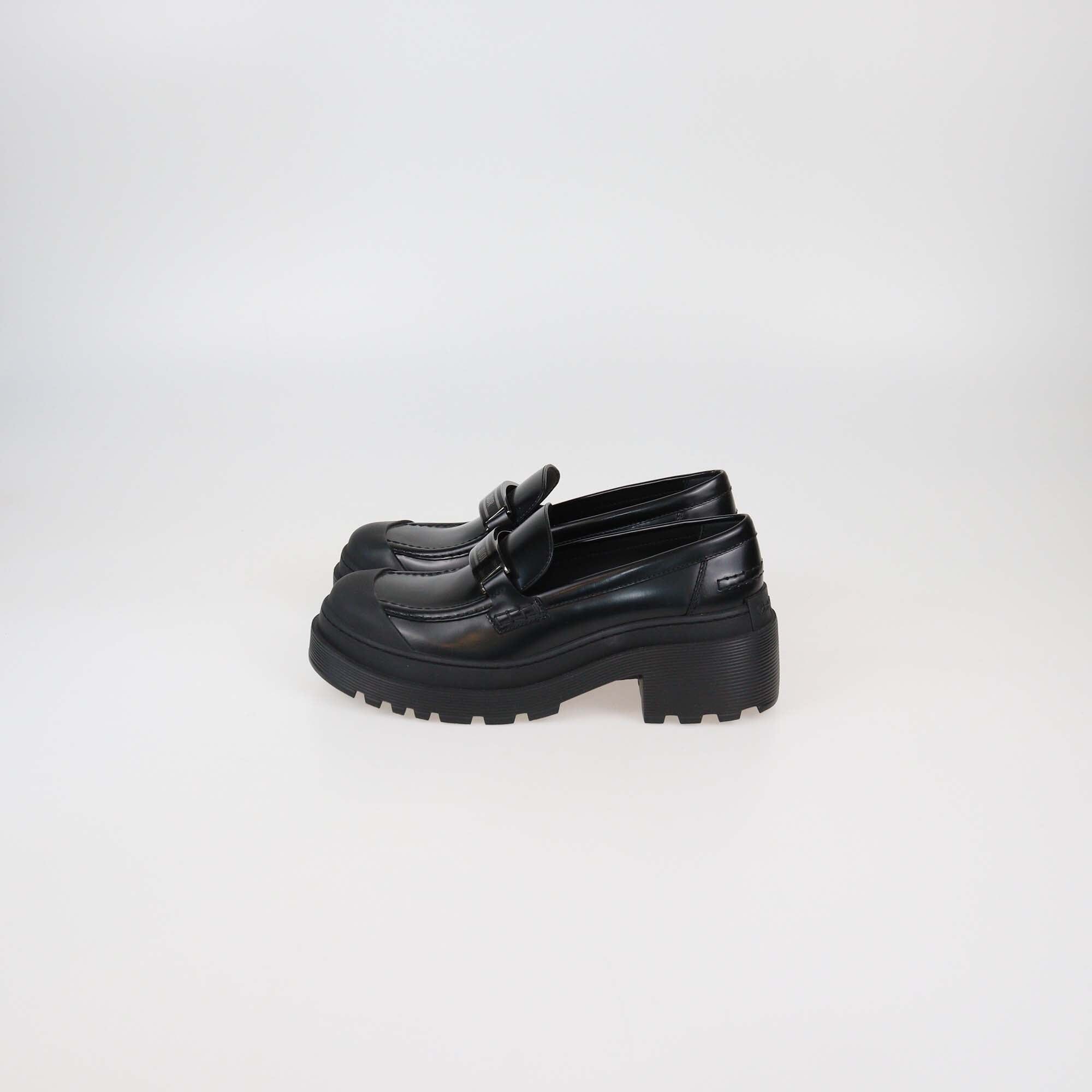 Christian Dior Black Leather Logo Plaque Platform Loafers Womens Christian Dior 