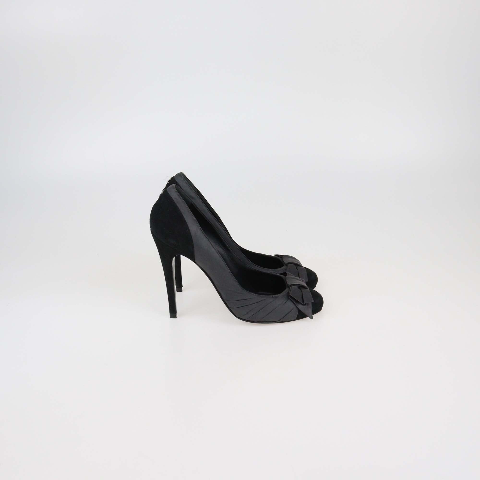 Chanel Black/Grey Satin & Suede Bow Pumps Womens Chanel 
