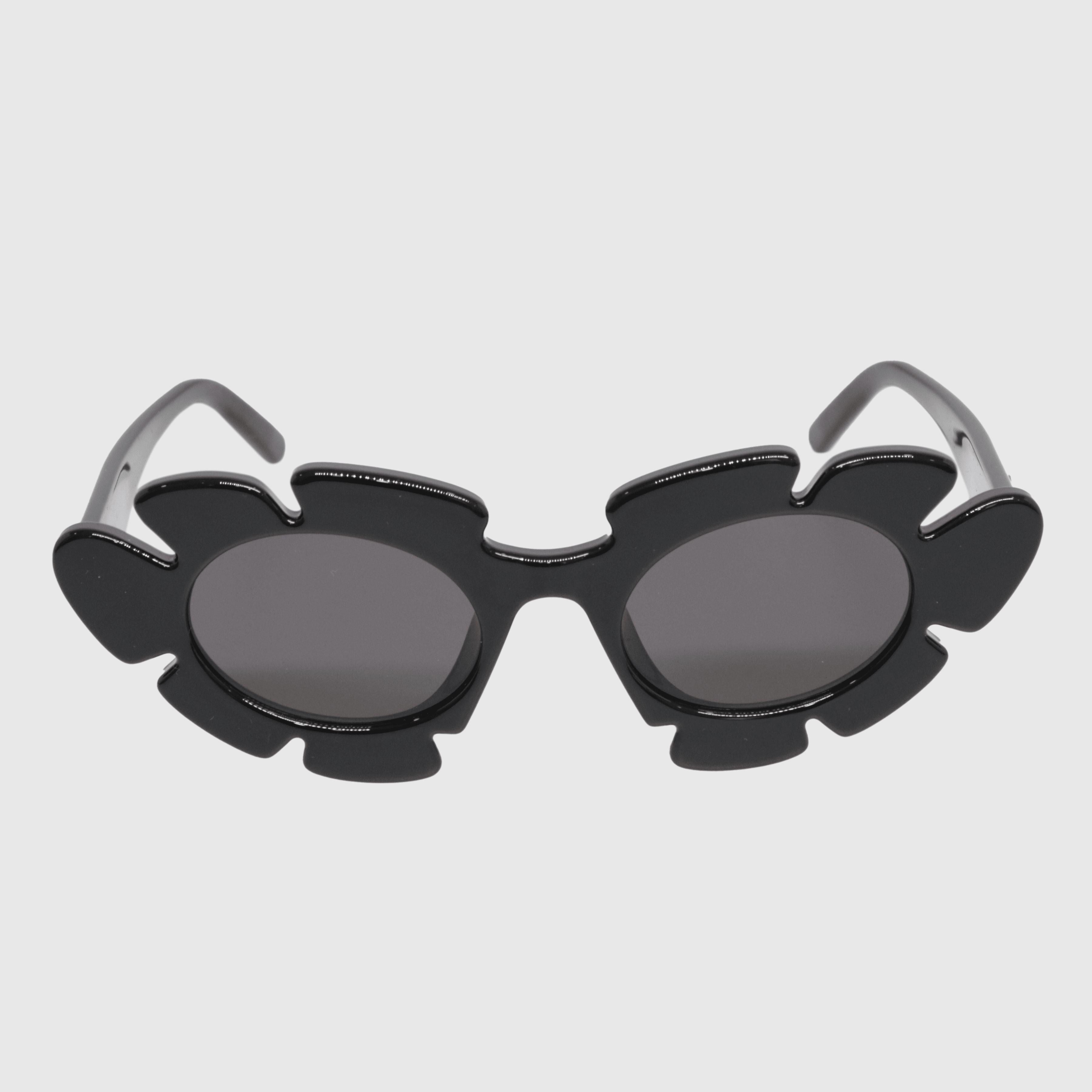 Black LW40088U Geometric Sunglasses